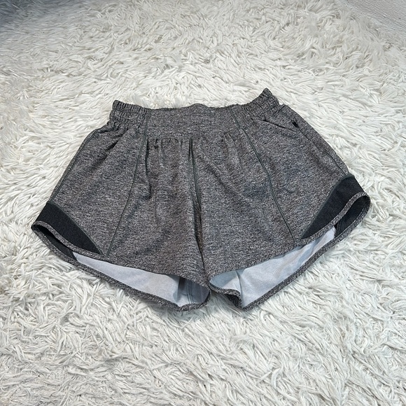 Lululemon Hotty Hot Short II *Long 4" Heather Lux Multi Black - Picture 1 of 6